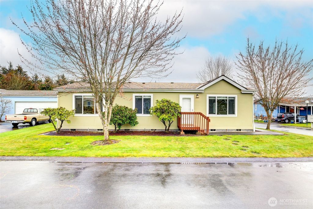 Photo of 2004 95th Street E, Tacoma, WA 98445 (MLS # 2489625)