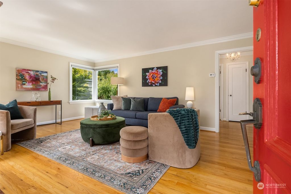 Photo of 4106 SW Holden Street, Seattle, WA 98136 (MLS # 2074347)