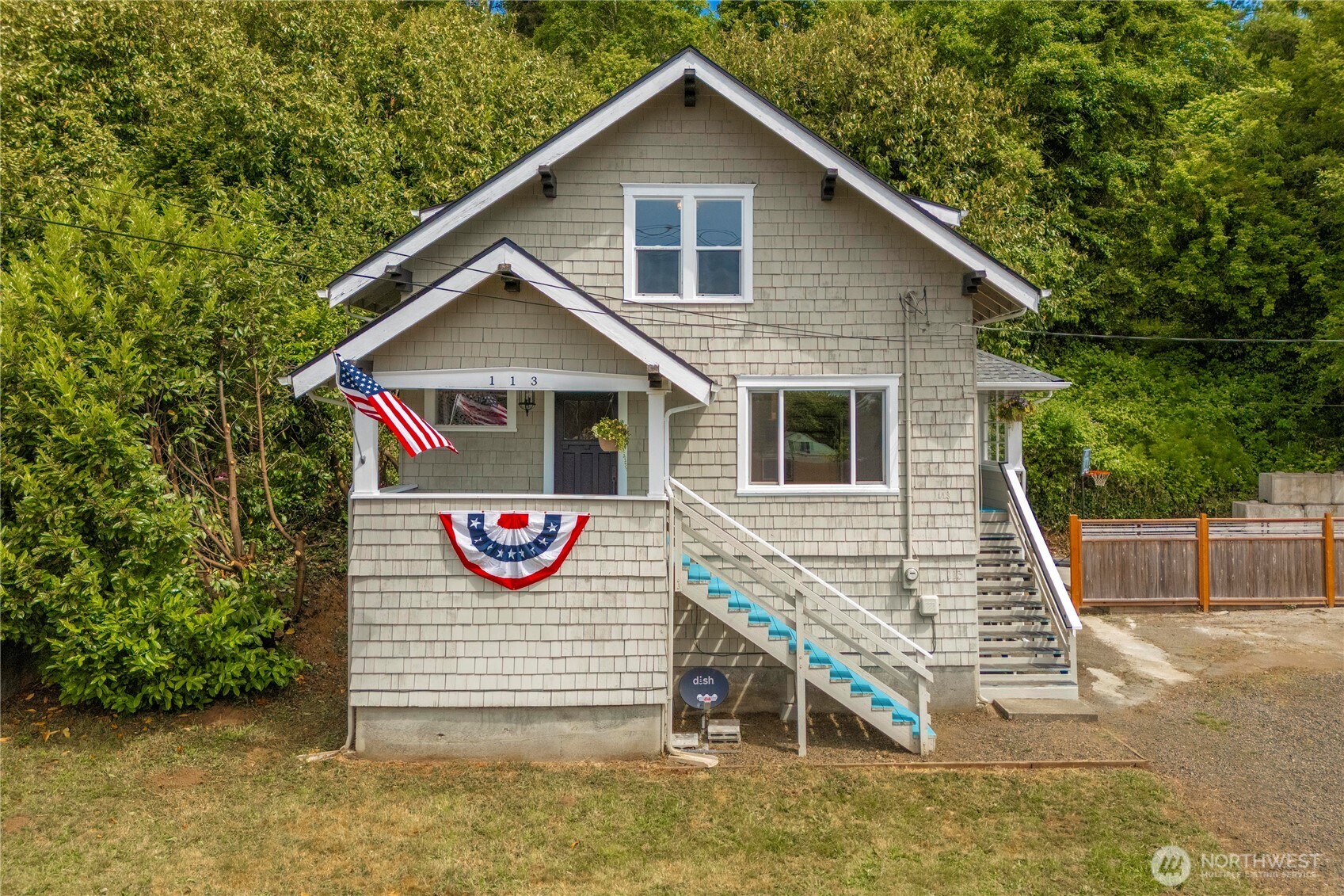 113 W Chenault Avenue