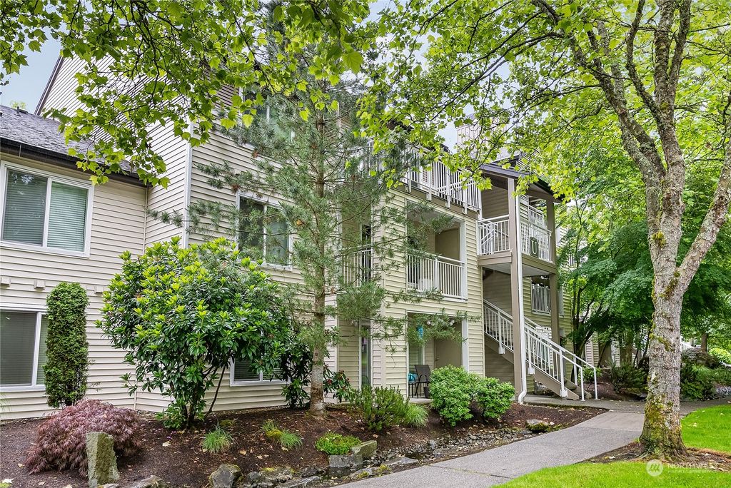 Photo of 12303 Harbour Pointe Boulevard #U105, Mukilteo, WA 98275 (MLS # 2129385)