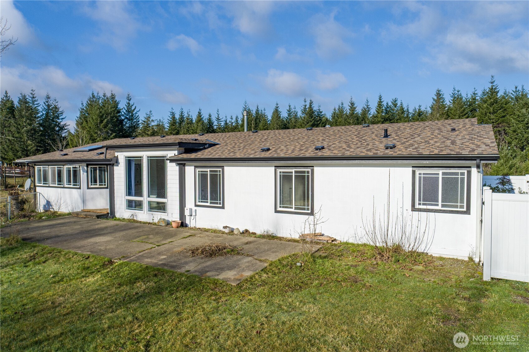 331 E Enchantment Heights Drive