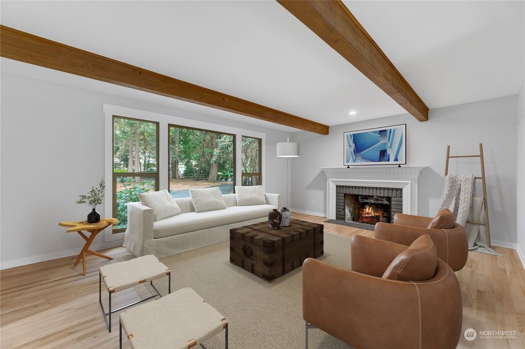 Photo of 427 219th Avenue NE, Sammamish, WA 98074 (MLS # 2005266)