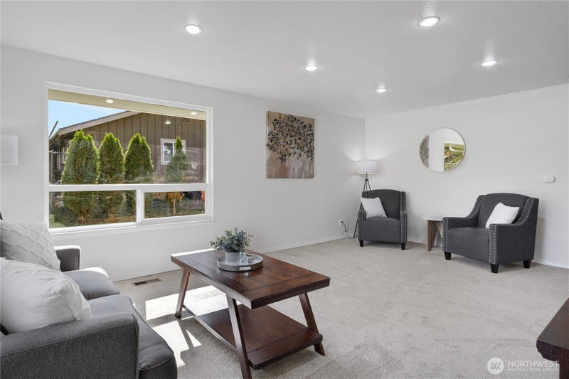 14511 25th Ave Ct E