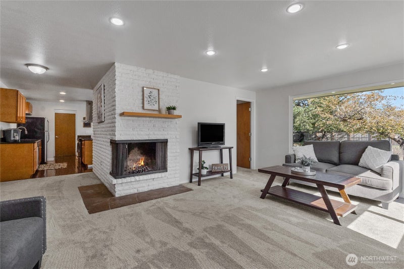 14511 25th Ave Ct E