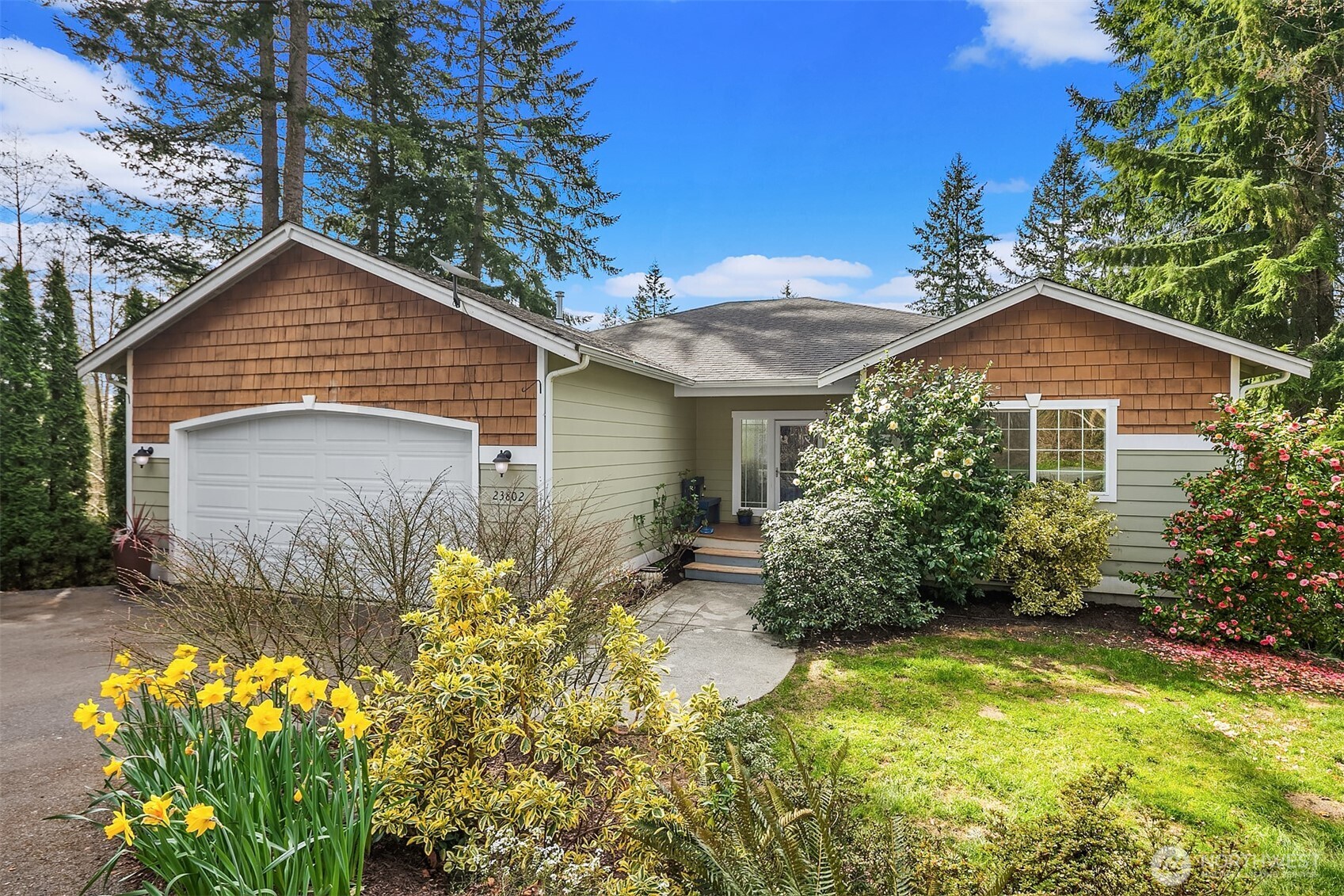 23802 E Lake Kayak Drive