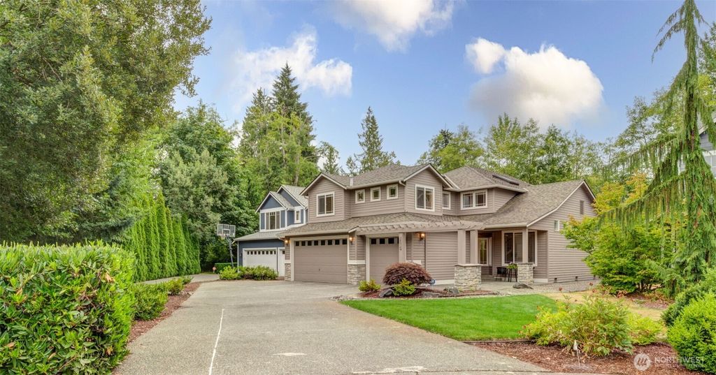 Photo of 14514 20th Avenue W, Lynnwood, WA 98087 (MLS # 2417321)