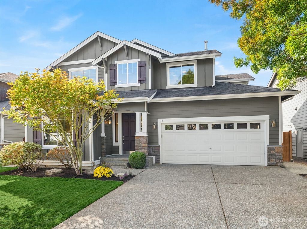 Photo of 7811 NE 199th Street, Kenmore, WA 98028 (MLS # 2434780)