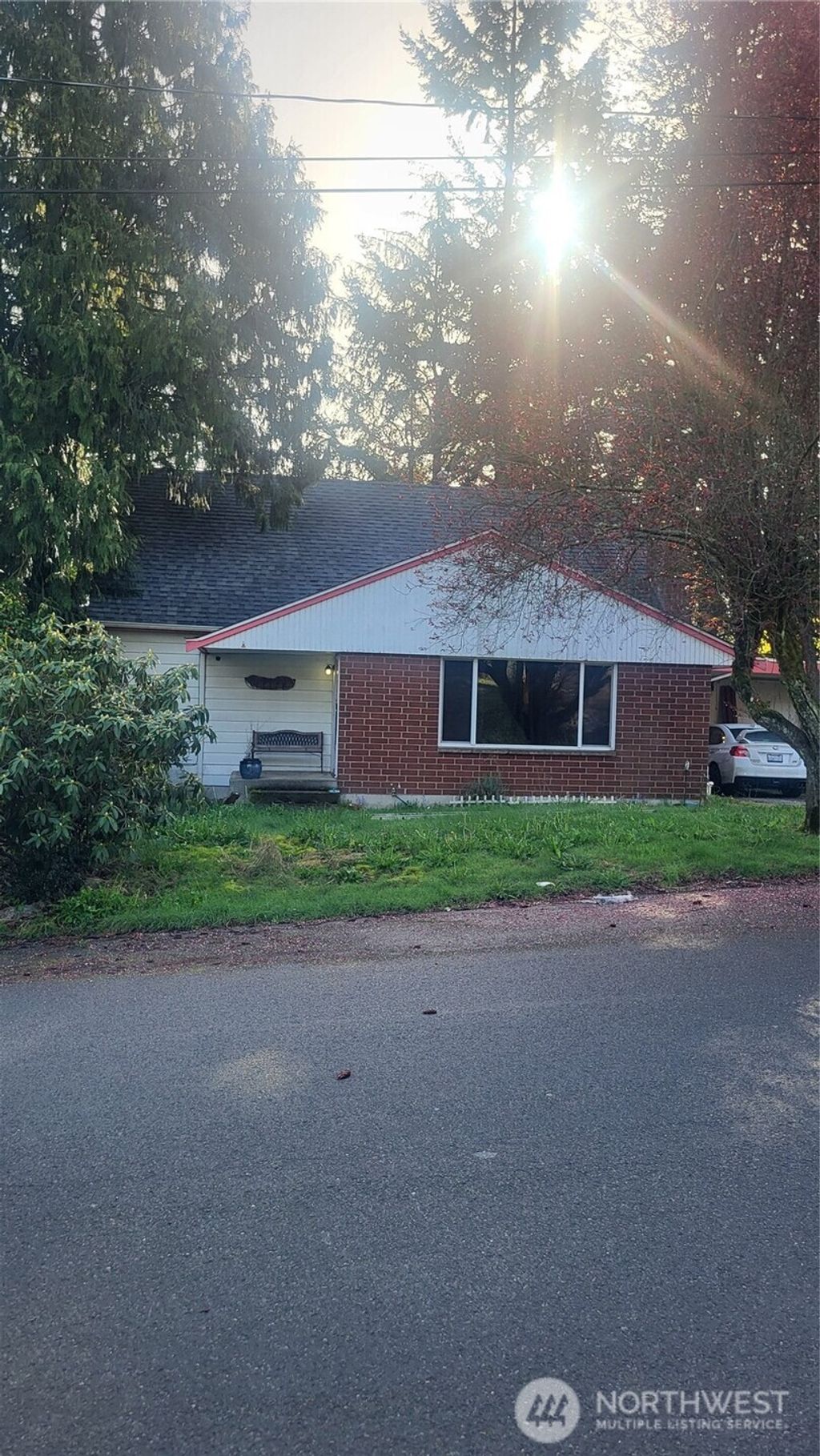 Photo of 29628 22nd Avenue S, Federal Way, WA 98003 (MLS # 2357273)