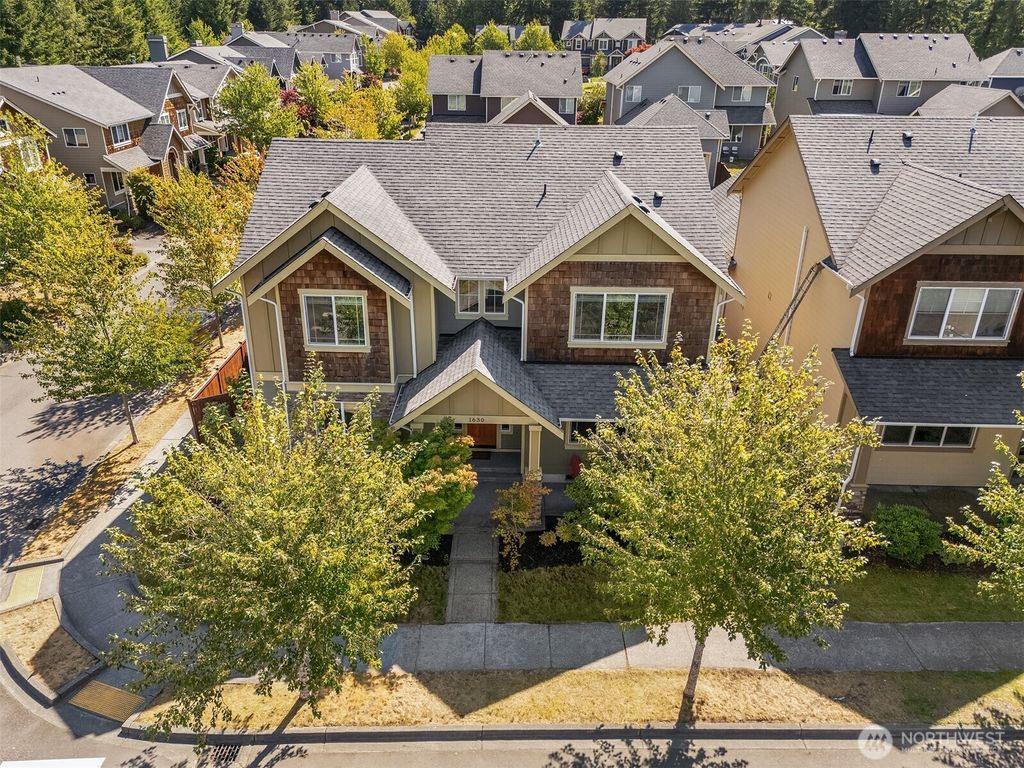 Photo of 1630 Eagles Nest Place SE, North Bend, WA 98045 (MLS # 2413348)