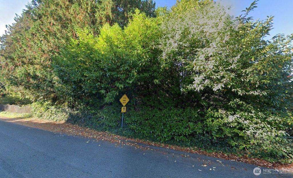 Photo of 315 Constitution Avenue S, Bremerton, WA 98312 (MLS # 2481010)