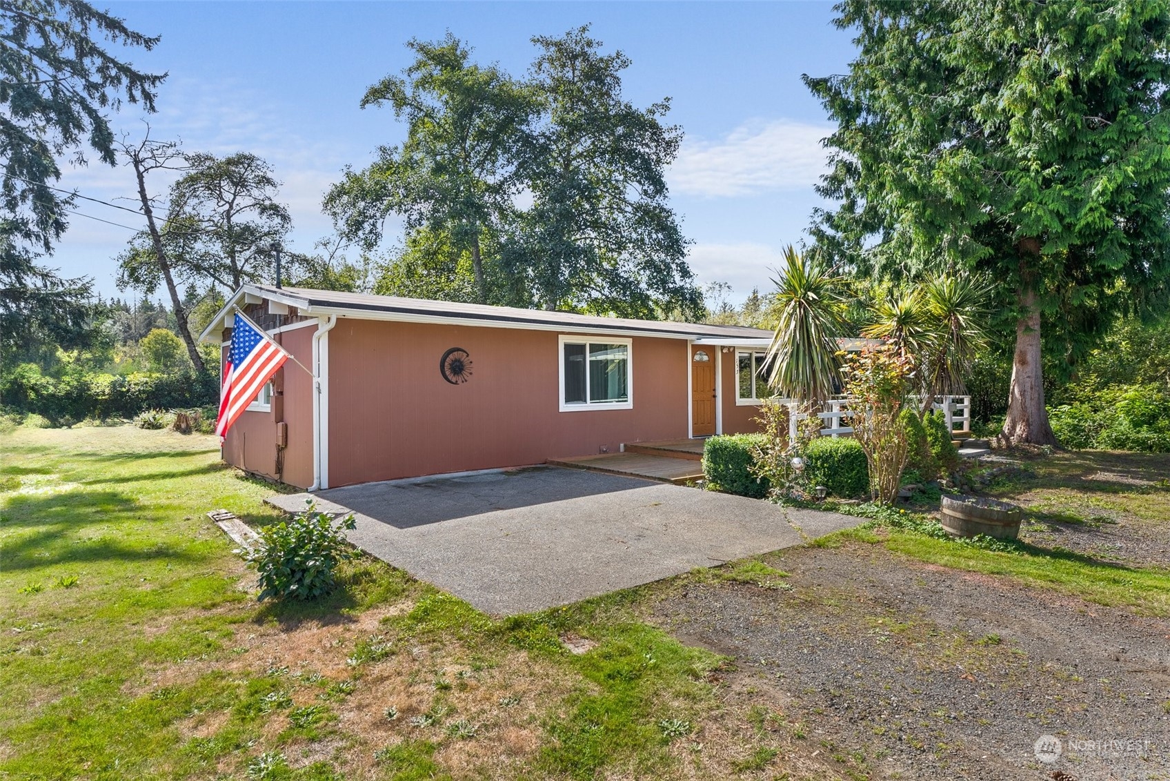 153 S Pleasant Drive
