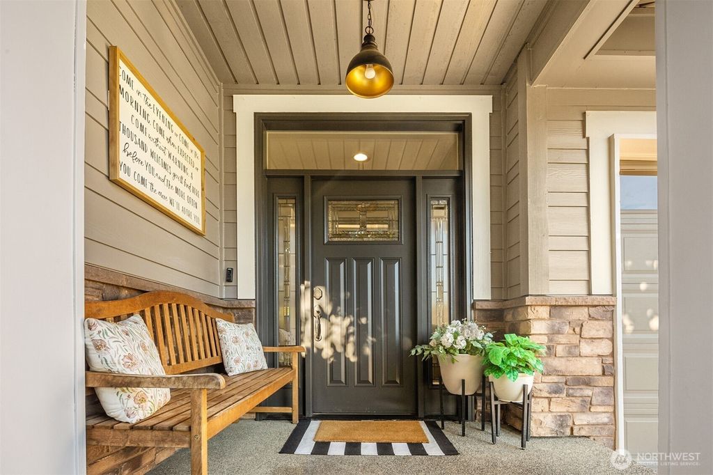 Photo of 1719 271st Avenue SE, Sammamish, WA 98075 (MLS # 2444911)