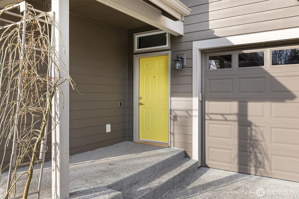 Photo of 12531 219 Place SE, Snohomish, WA 98296 (MLS # 2472187)