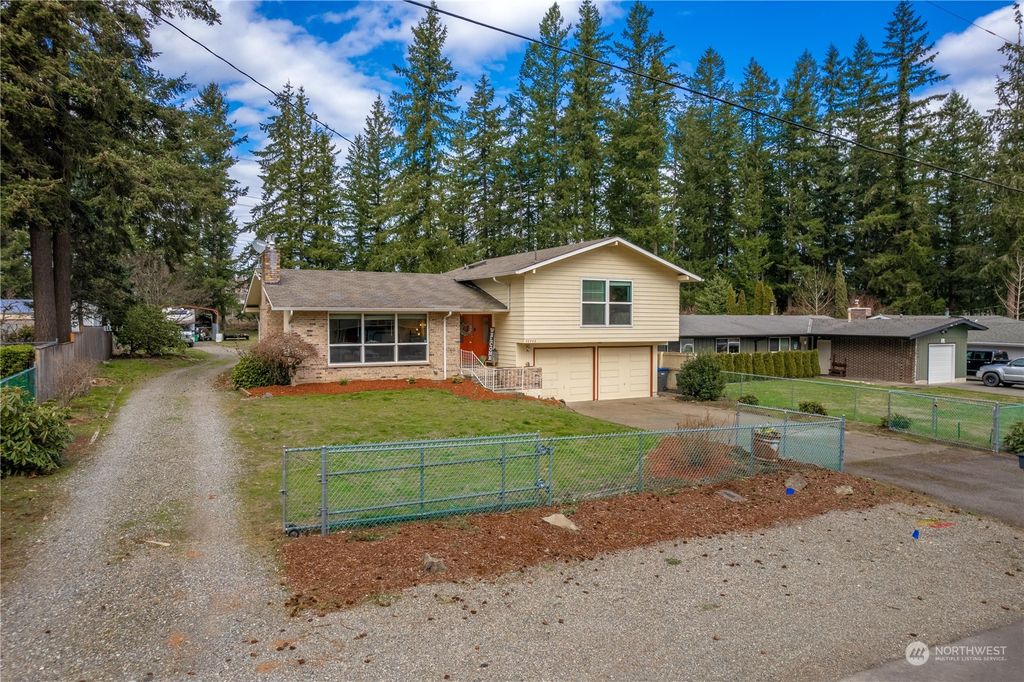 Photo of 22902 SE 287th Street, Maple Valley, WA 98038 (MLS # 2050712)