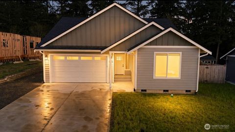 Photo of 3108 Sanderling Drive, Hoquiam, WA 98550 (MLS # 2550789)
