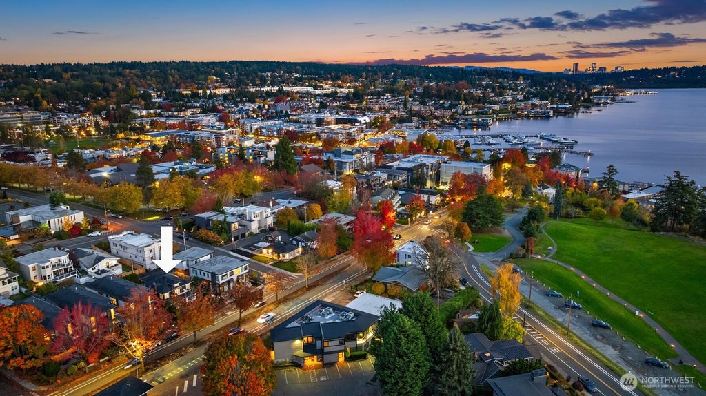 Photo of 506 Market Street, Kirkland, WA 98033 (MLS # 2457300)