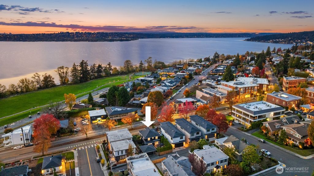 Photo of 506 Market Street, Kirkland, WA 98033 (MLS # 2457300)