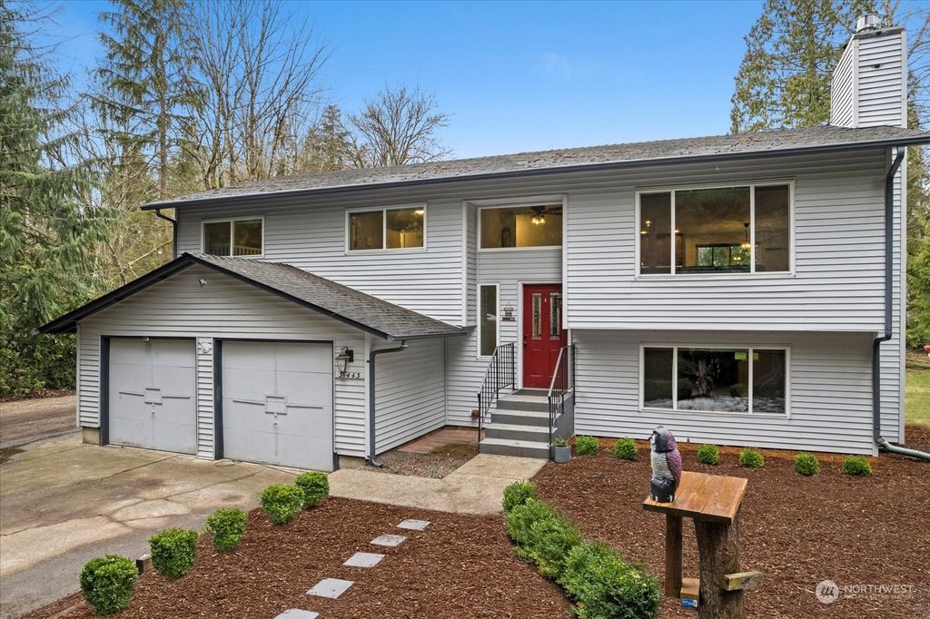 Photo of 31443 W Lake Morton Drive SE, Kent, WA 98092 (MLS # 2037252)