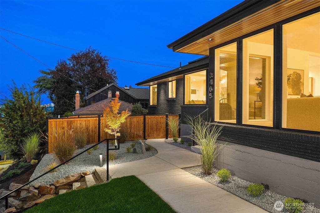 Photo of 3405 E Pine Street, Seattle, WA 98122 (MLS # 2579317)