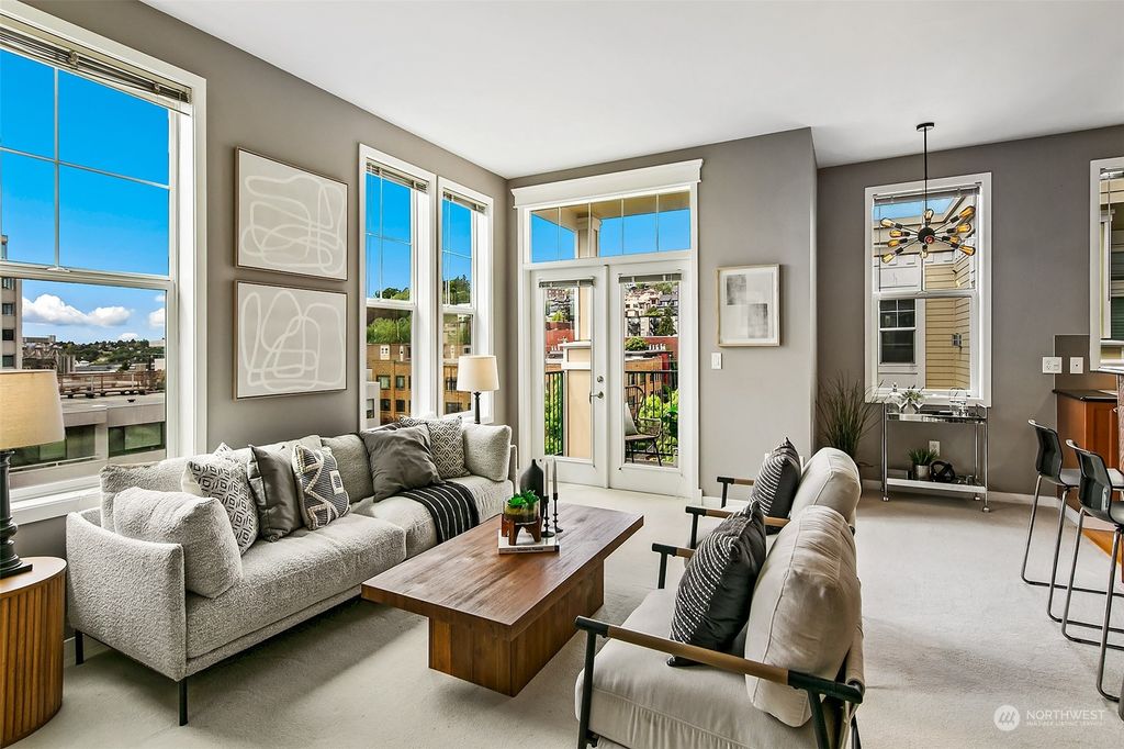 Photo of 530 4th Avenue W #510, Seattle, WA 98119 (MLS # 2251272)