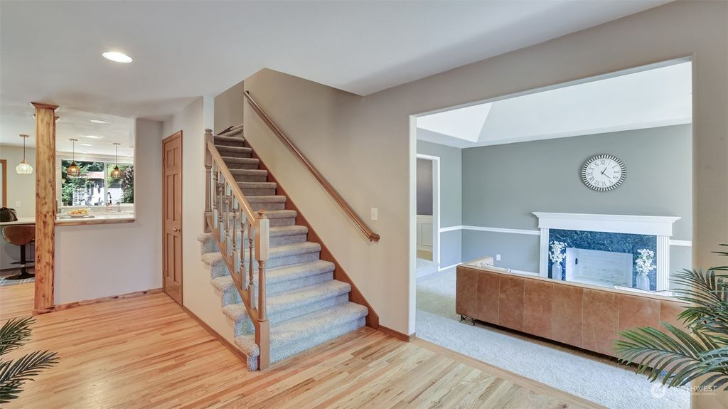 Photo of 14829 161st Court SE, Renton, WA 98059 (MLS # 2251184)