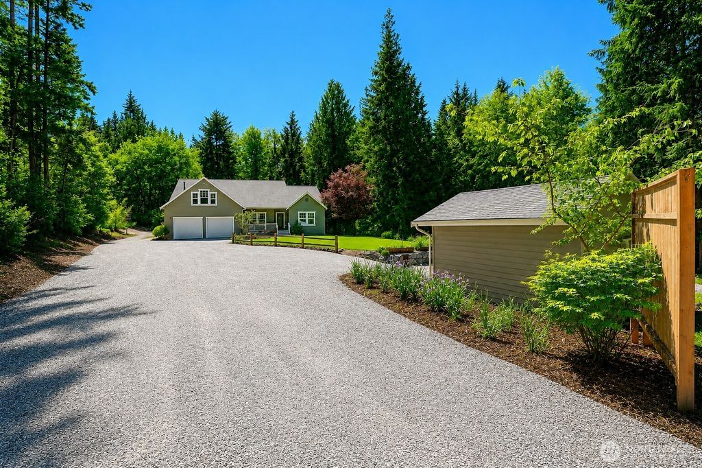Photo of 308 RIDGELAWN Place, Camano Island, WA 98282 (MLS # 2525257)