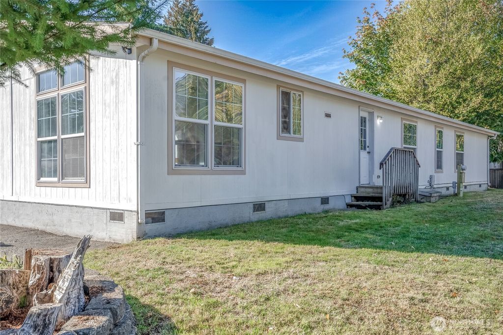 Photo of 22603 112th Avenue SE, Kent, WA 98031 (MLS # 2446014)