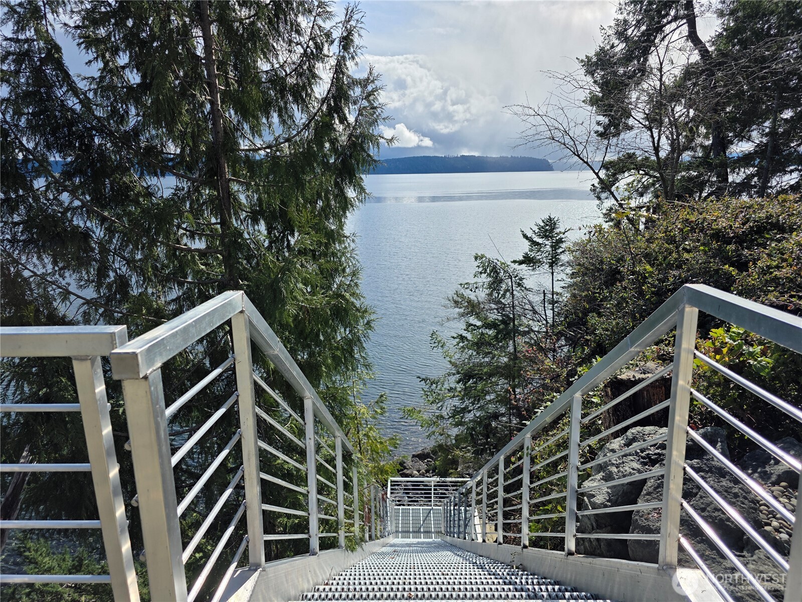 81 Wa Wa Point Place