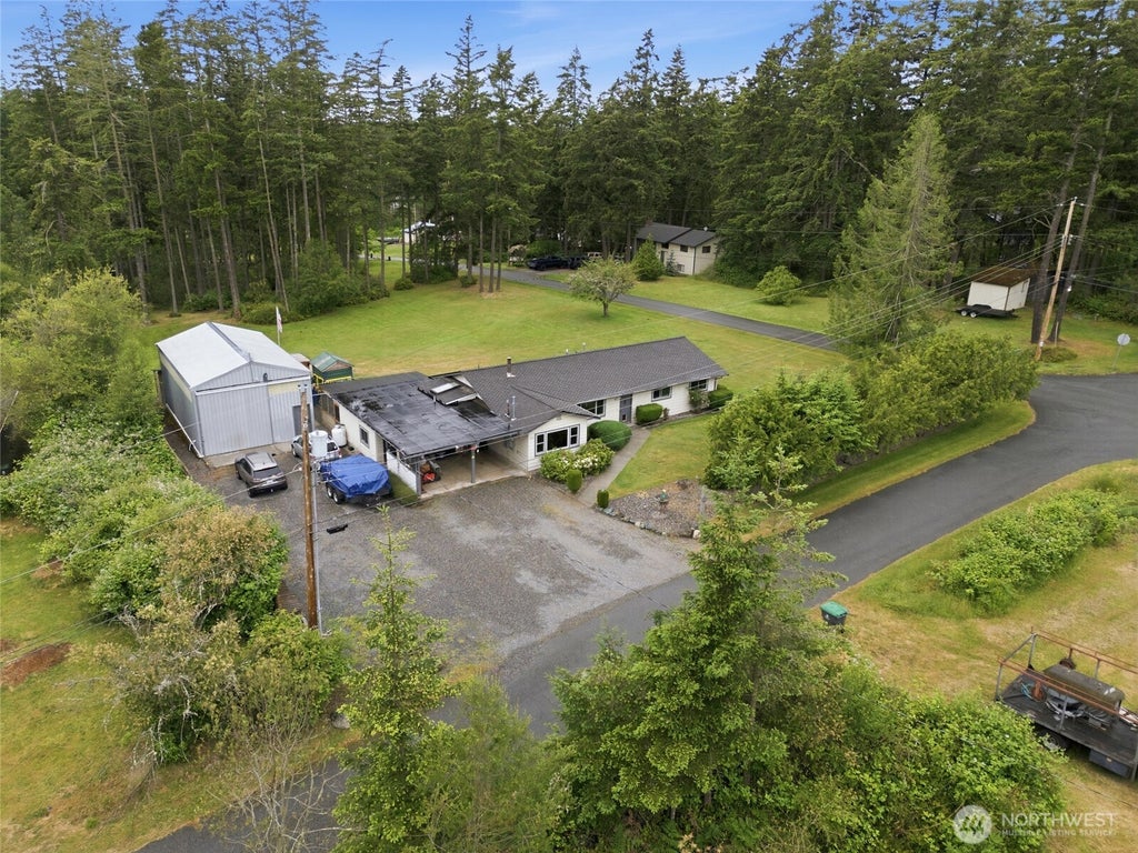 Photo of 3343 Garfield Court, Oak Harbor, WA 98277 (MLS # 2573765)