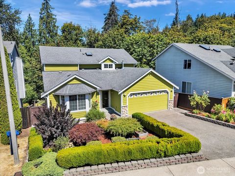 Photo of 14740 SE 187th Court, Renton, WA 98058 (MLS # 2413530)