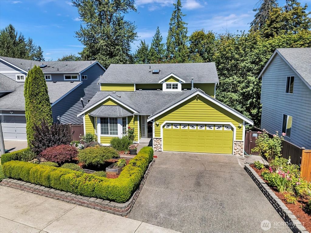 Photo of 14740 SE 187th Court, Renton, WA 98058 (MLS # 2413530)