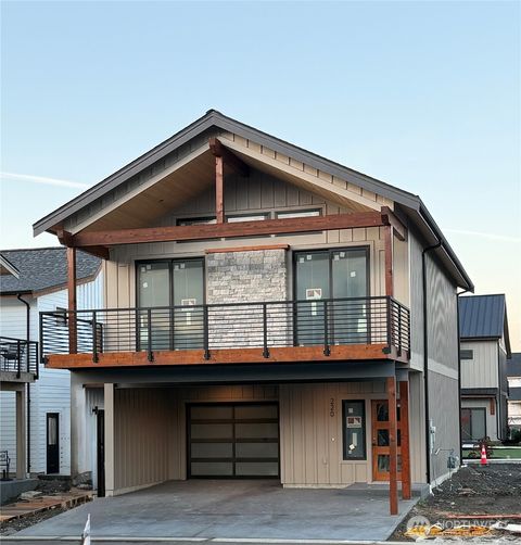 Photo of 220 Skipping Stone Loop, Lynden, WA 98264 (MLS # 2409455)