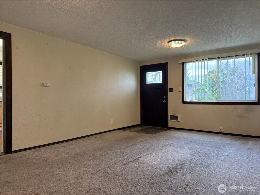 Photo of 6530 S G Street, Tacoma, WA 98408 (MLS # 2489605)