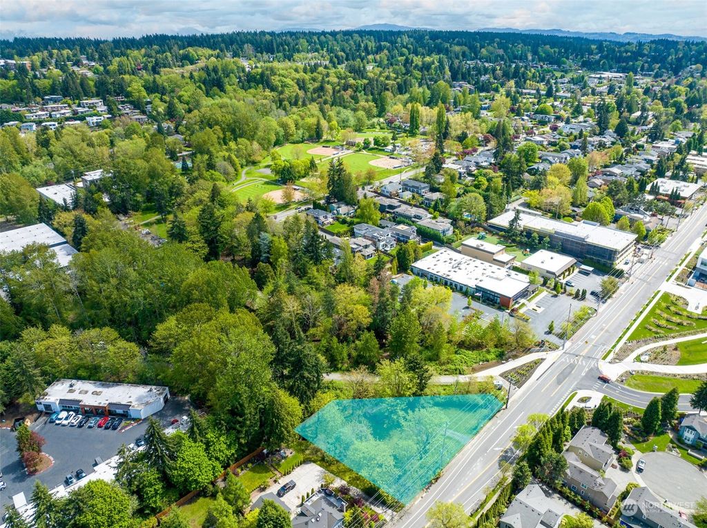 Photo of 212 6th Street S, Kirkland, WA 98033 (MLS # 2068460)