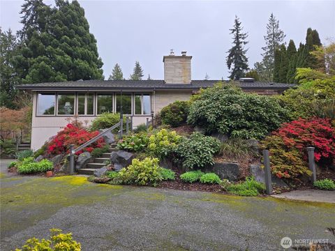 Photo of 18427 91st Place W, Edmonds, WA 98026 (MLS # 2507944)