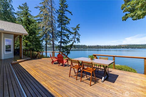 Photo of 860 E Sunset Road, Shelton, WA 98584 (MLS # 2553810)