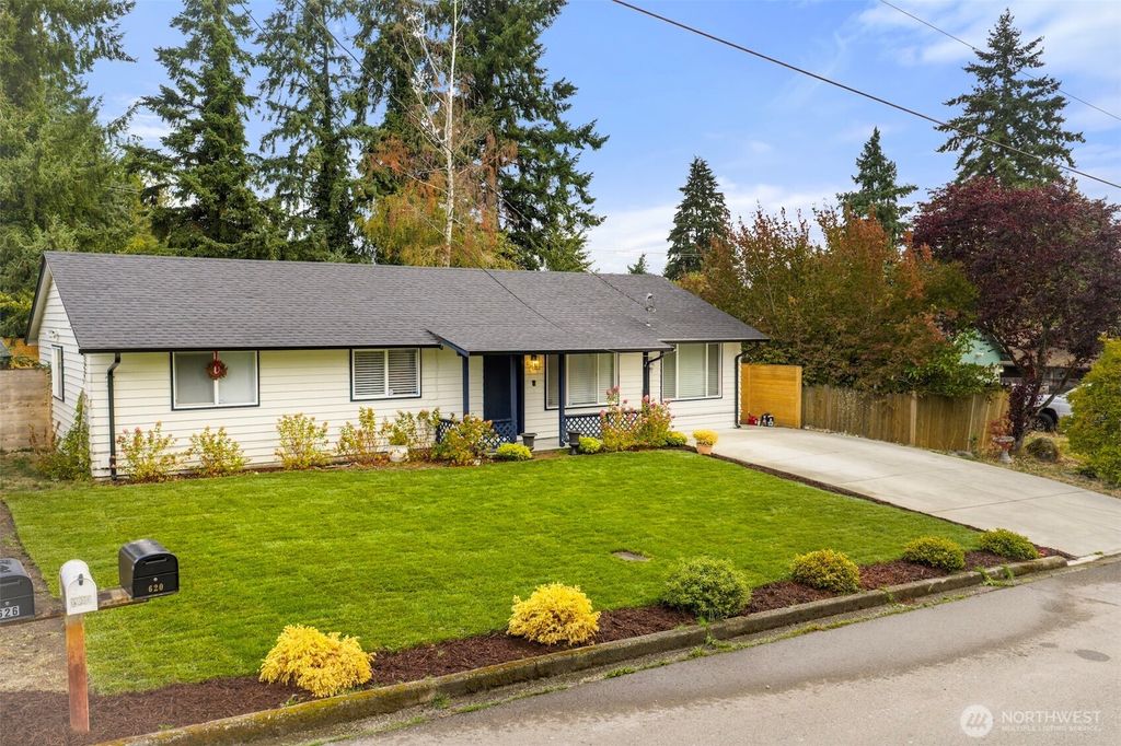 Photo of 620 SW 302nd Street, Federal Way, WA 98023 (MLS # 2438834)