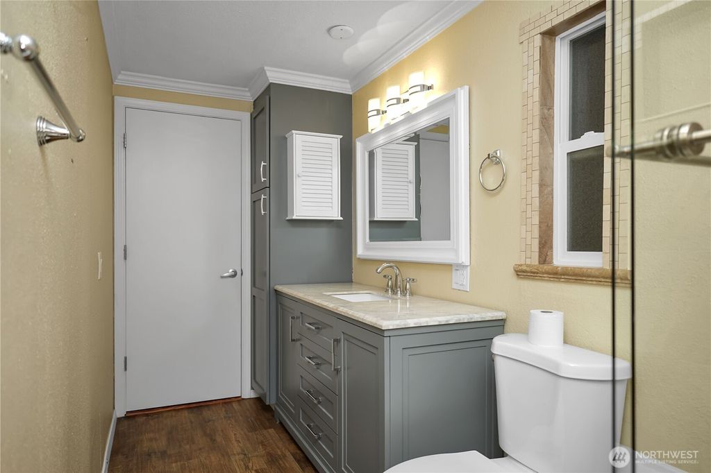 listing image 9368100219779042200