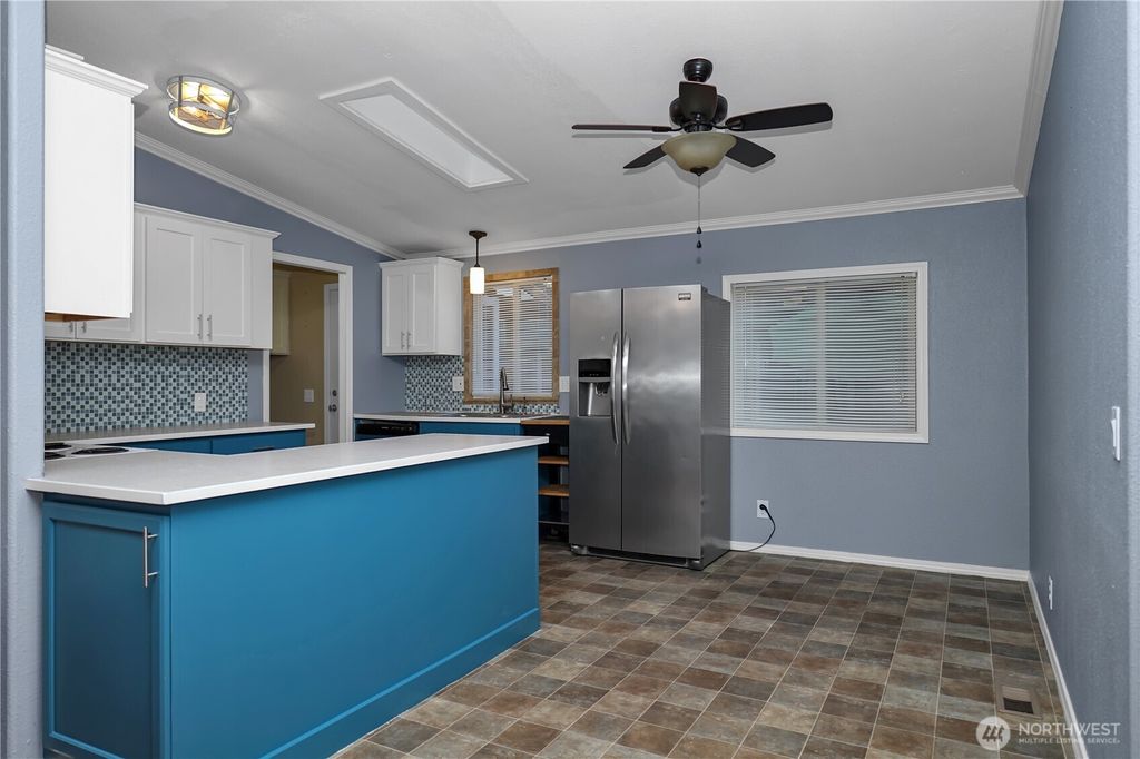 listing image 9369954018339056018