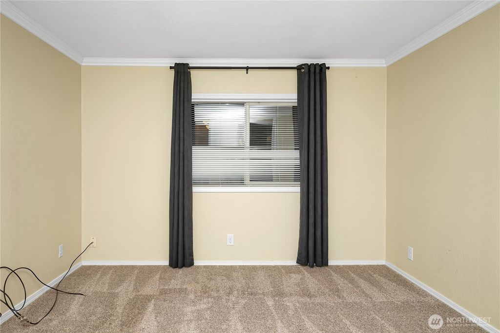 listing image 9365105912896832295