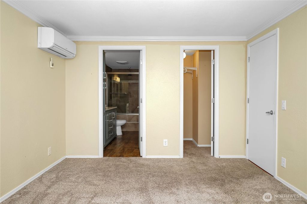 listing image 9361176622912227822