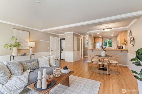 Photo of 17921 80th Avenue NE #A2, Kenmore, WA 98028 (MLS # 2424944)