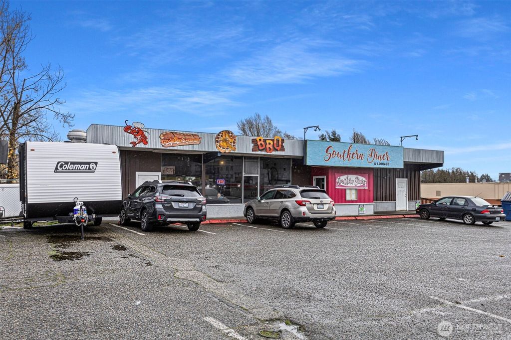 Photo of 15310 1st Avenue S, Burien, WA 98148 (MLS # 2461542)