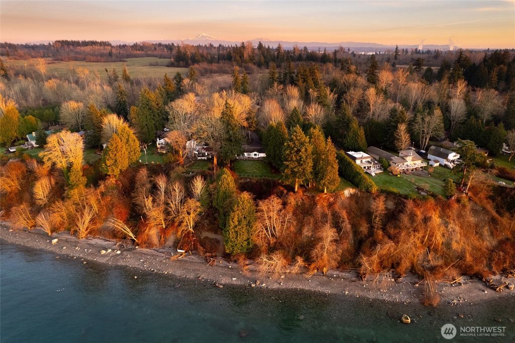 Photo of 8617 Semiahmoo Drive, Blaine, WA 98230 (MLS # 2472828)