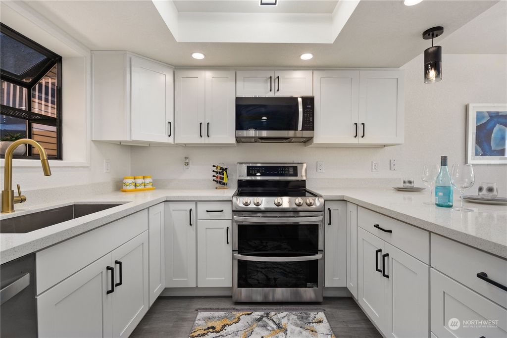Photo of 15525 6th Avenue SW #6, Burien, WA 98166 (MLS # 2129607)