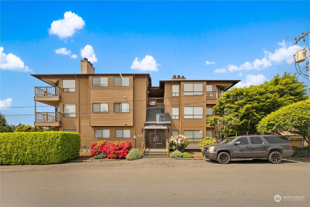 Photo of 15525 6th Avenue SW #6, Burien, WA 98166 (MLS # 2129607)