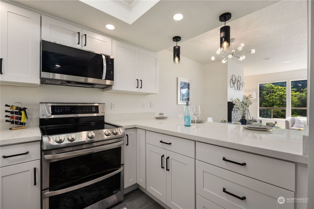 Photo of 15525 6th Avenue SW #6, Burien, WA 98166 (MLS # 2129607)