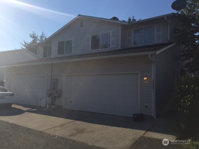 10431 19th Avenue SE A & B