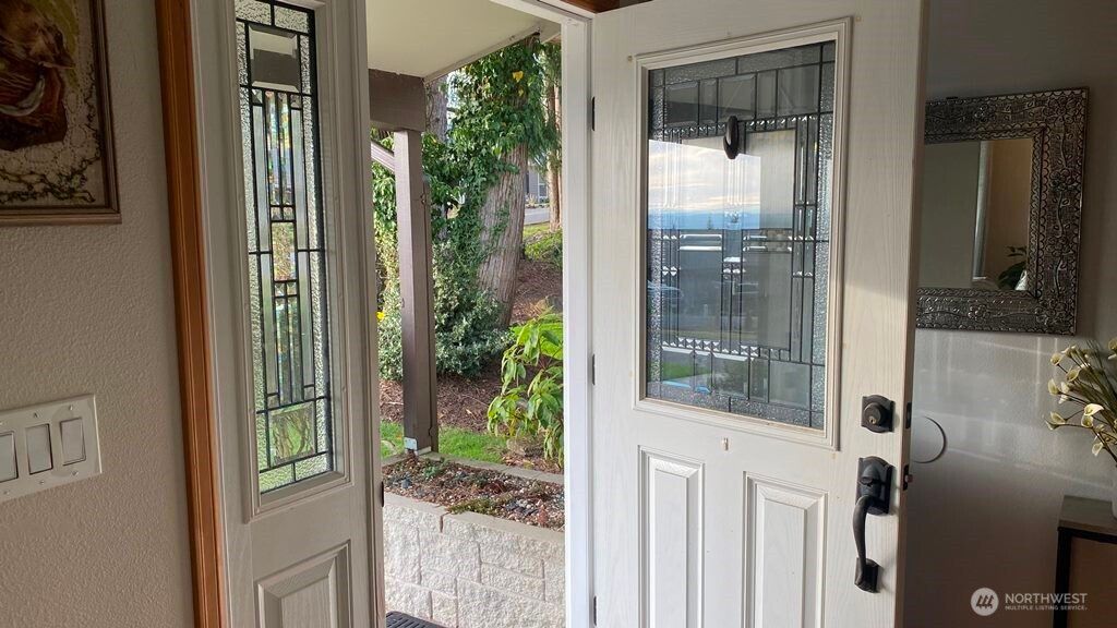 Photo of 1410 Graham Drive, Kelso, WA 98626 (MLS # 2486342)