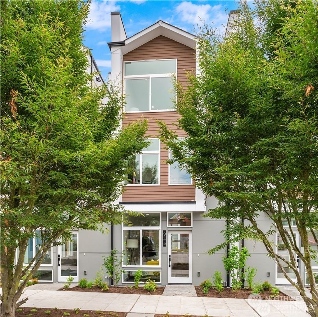 Photo of 945 NW 56th Street, Seattle, WA 98107 (MLS # 2329538)